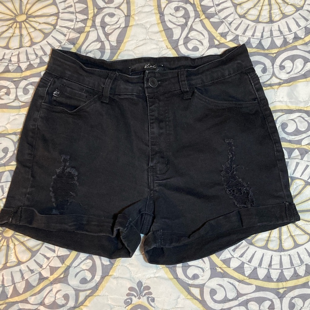 KanCan Black Cuffed Jean Shorts size 11/29 Estilo Distressed